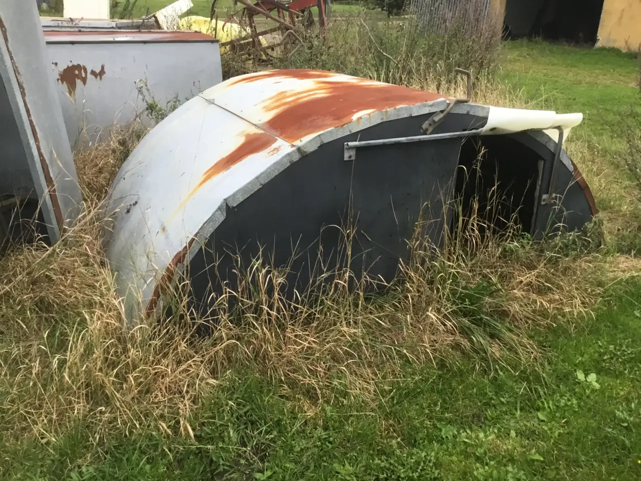 Billede 3 - Grise huse