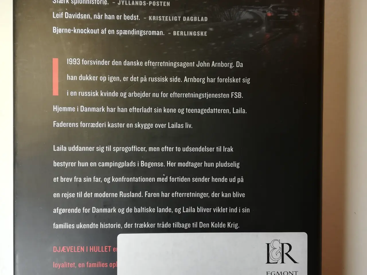 Billede 3 - Djævelen i hullet, af Leif Davidsen