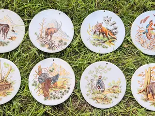 Vintage samlertallerkener med dyremotiver – 14 stk
