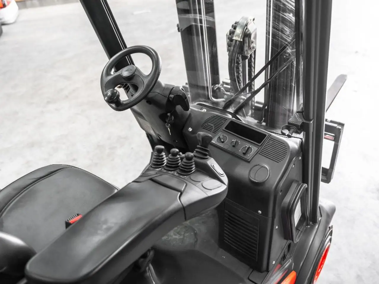 Billede 2 - Linde H 20 D-01 el-gaffeltruck - 2000 kg, 4625 mm, årg. 2016 - brugt