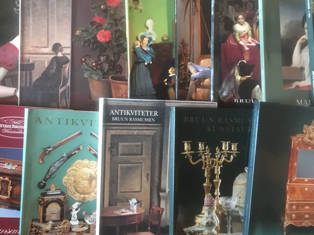 Billede 3 - Kunstkataloger, antikviteter, malerier. Giv bud.