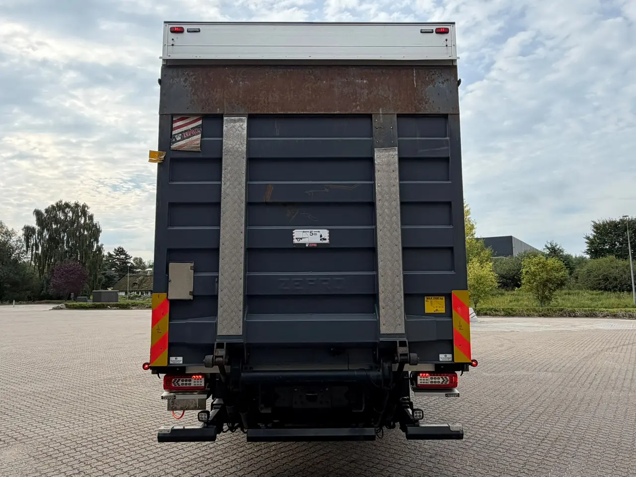 Billede 5 - Volvo FM330 4X2, Presenning