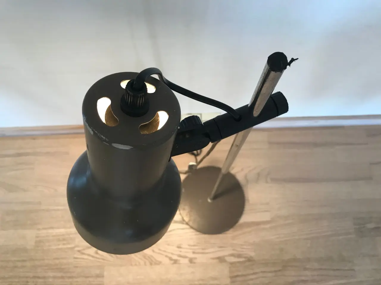 Billede 5 - Grålig standerlampe / gulvlampe (retro)