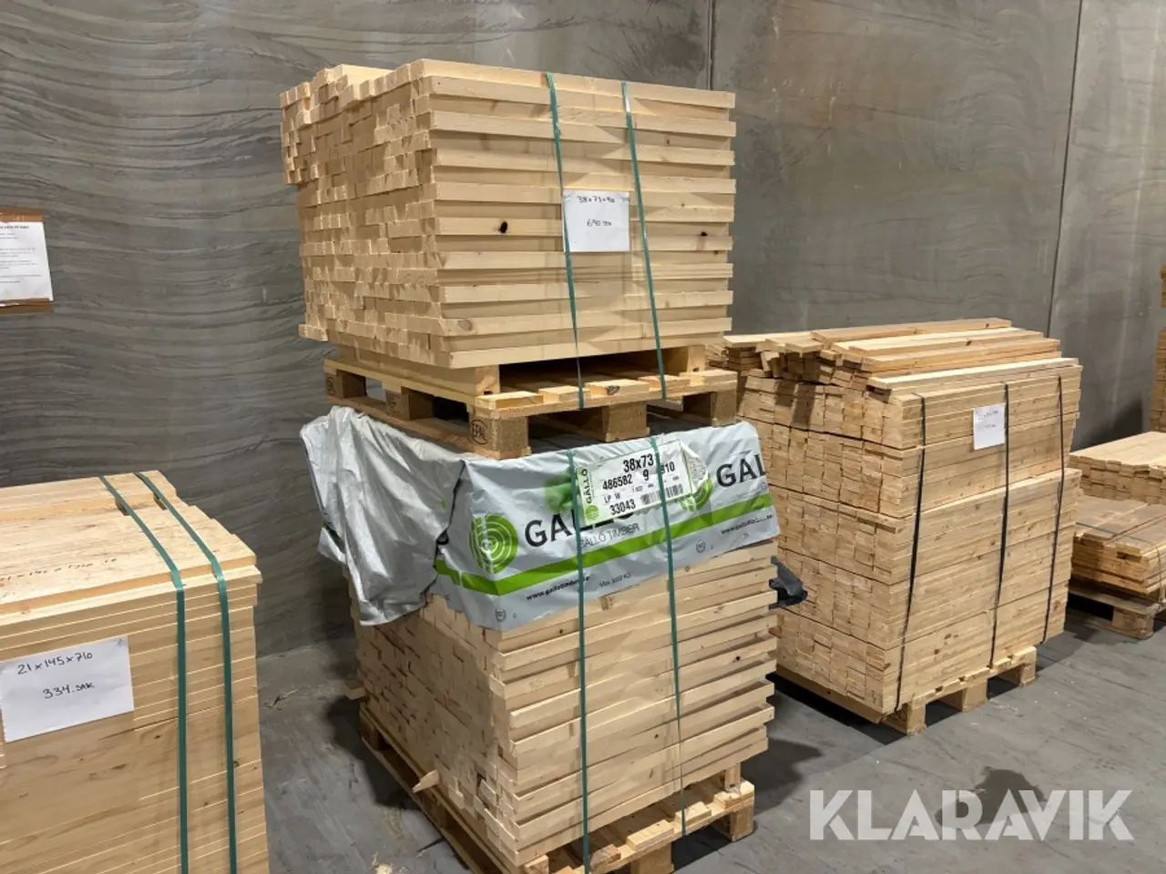 Billede 1 - Stolper - 690 styk