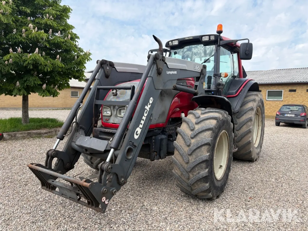 Billede 1 - Traktor Valtra T191 -med frontlæsser