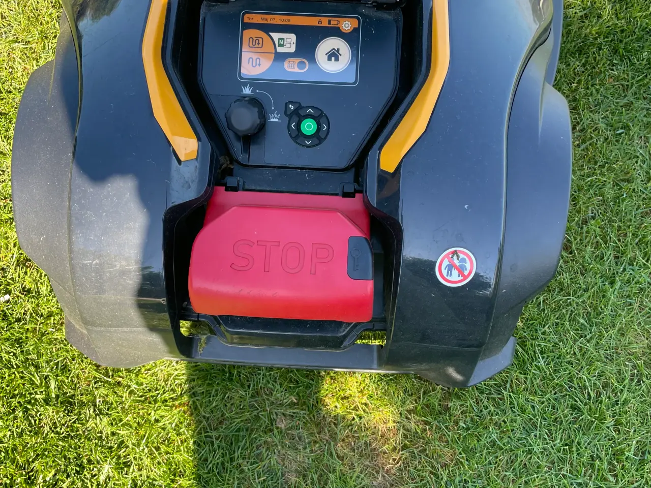 Billede 2 - Cub Cadet Robotplæneklipper XR5 2000 m2
