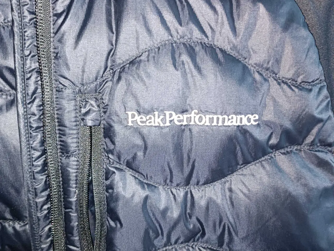 Billede 3 - Peak Performance sommer jakke 
