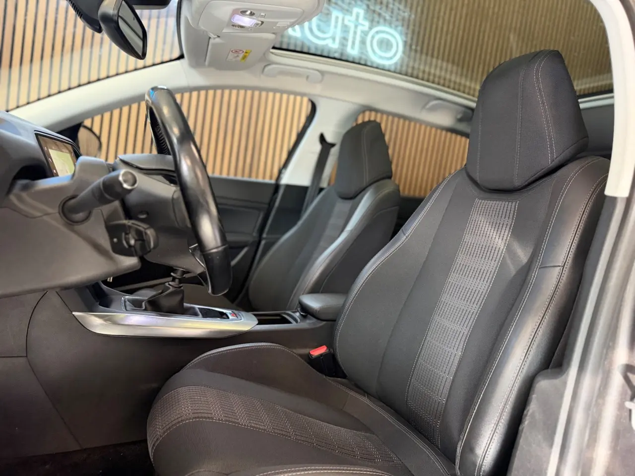 Billede 4 - Peugeot 308 1,6 BlueHDi 120 Allure Sky