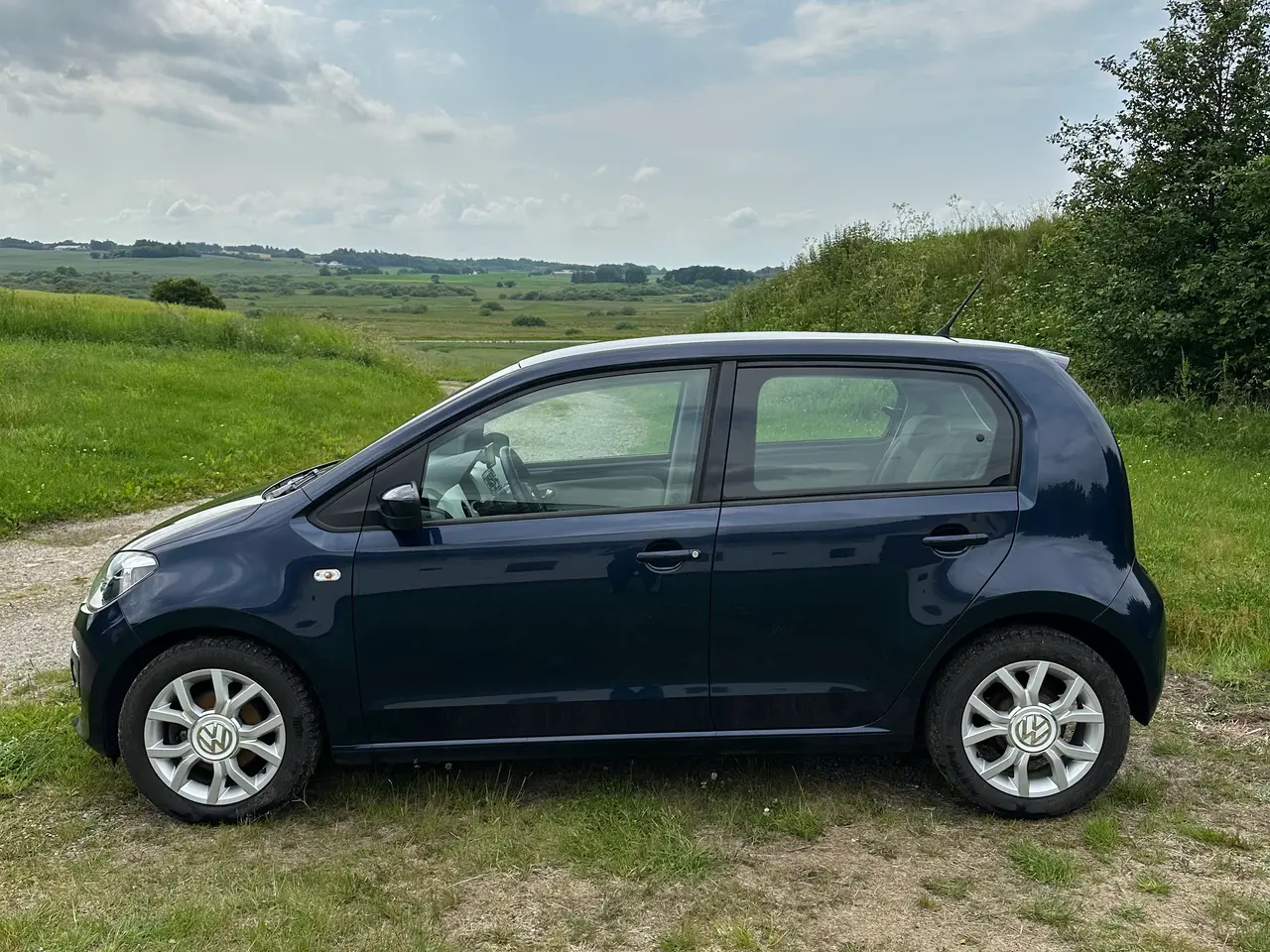 Billede 3 - VW Up! (Alt i udstyr)