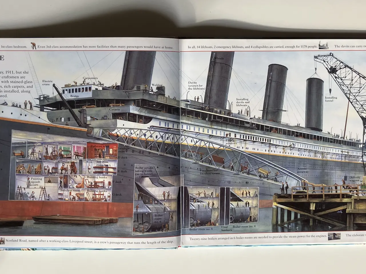 Billede 8 - Titanic 2 books (English). Inside the Titanic + St