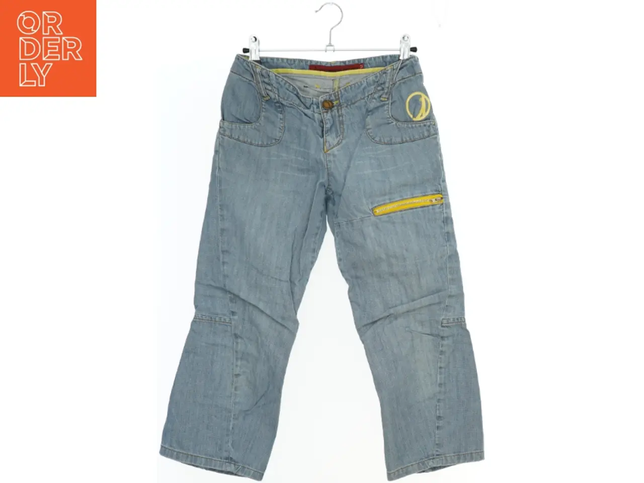 Billede 1 - Børnejeans med gul lynlåsdetalje fra Levis (str. 152)
