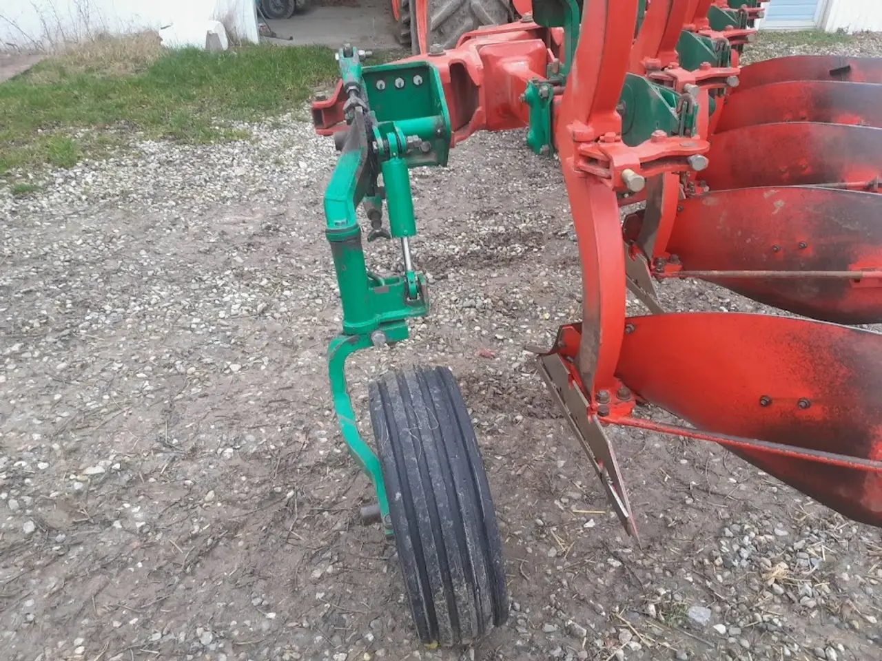 Billede 7 - 5 furet Kverneland vende plov EG 85 Krop 28