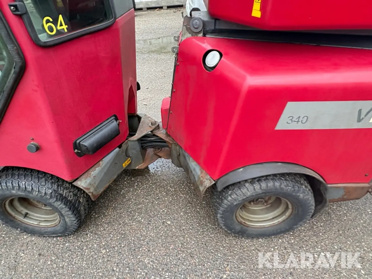Billede 10 - Redskabsbærer Timan VPM 3400 med saltspreder og plov