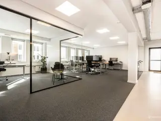 Skønt kontorlejemål på 293 m² i Søborg