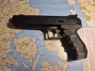 Beeman P17 luftpistol 125 m/sek 4,5 mm SOM HELT NY