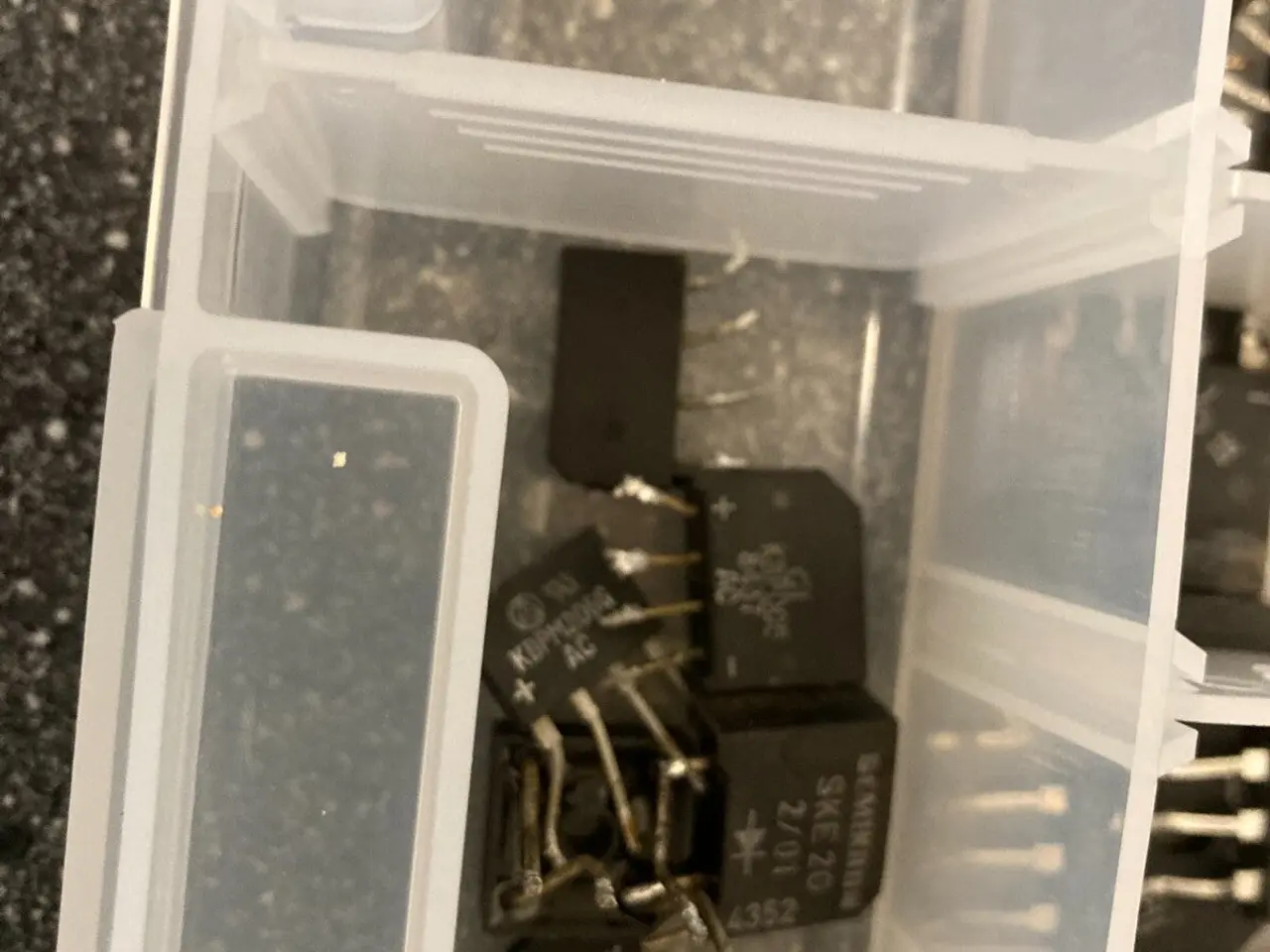 Billede 14 - parti of blandet Bridge Rectifiers in Storage Case