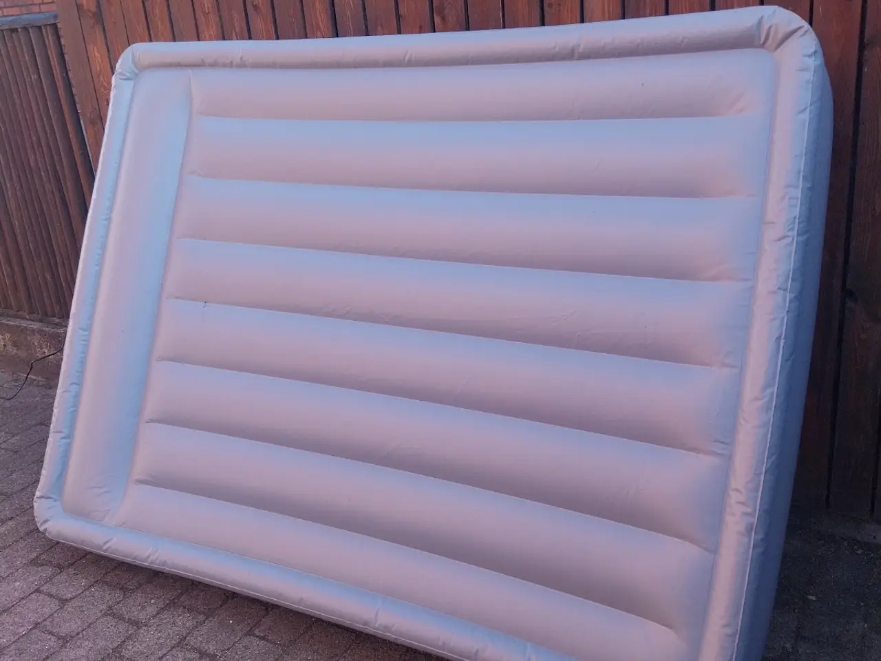 Billede 10 - Intex luftmadras med pumpe