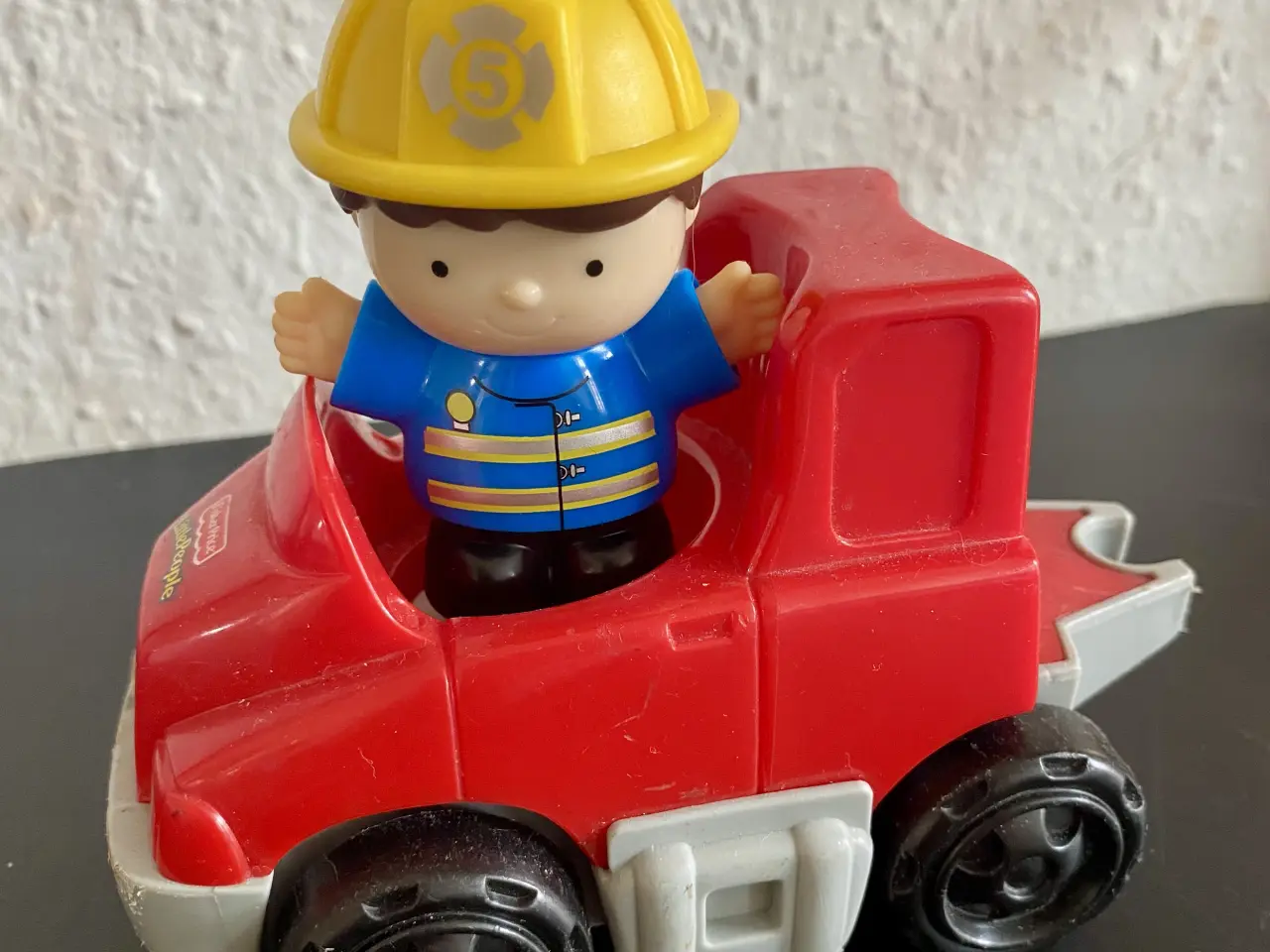 Billede 4 - Fischer Price little people brandbil og brandmand 