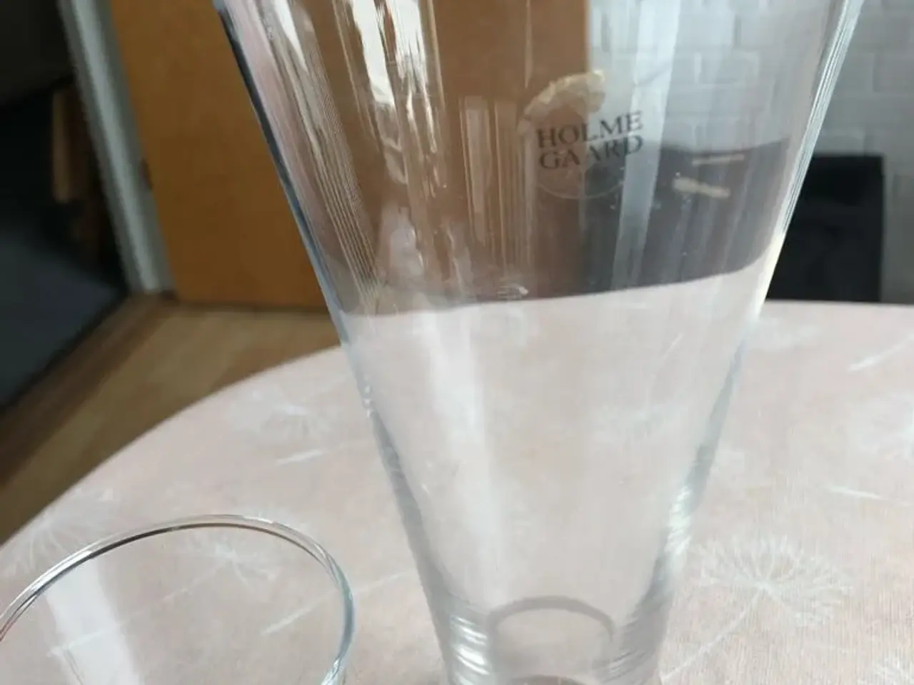 Billede 2 - Karaffel og 8 vandglas Holmegaard nedsat meget