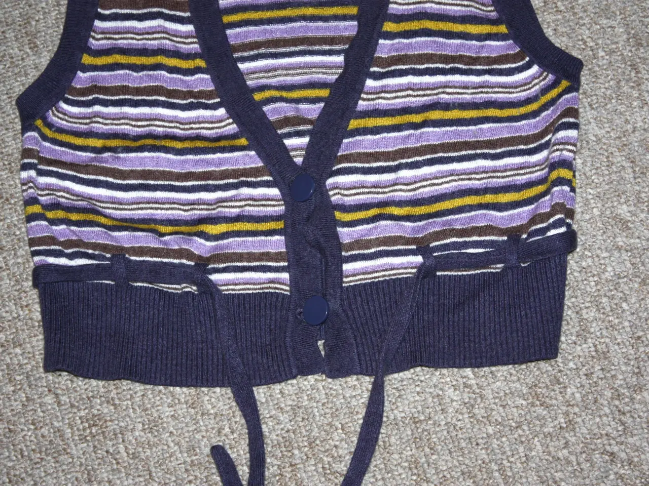 Billede 3 - Fransa vest str. M/L ( XL på label)