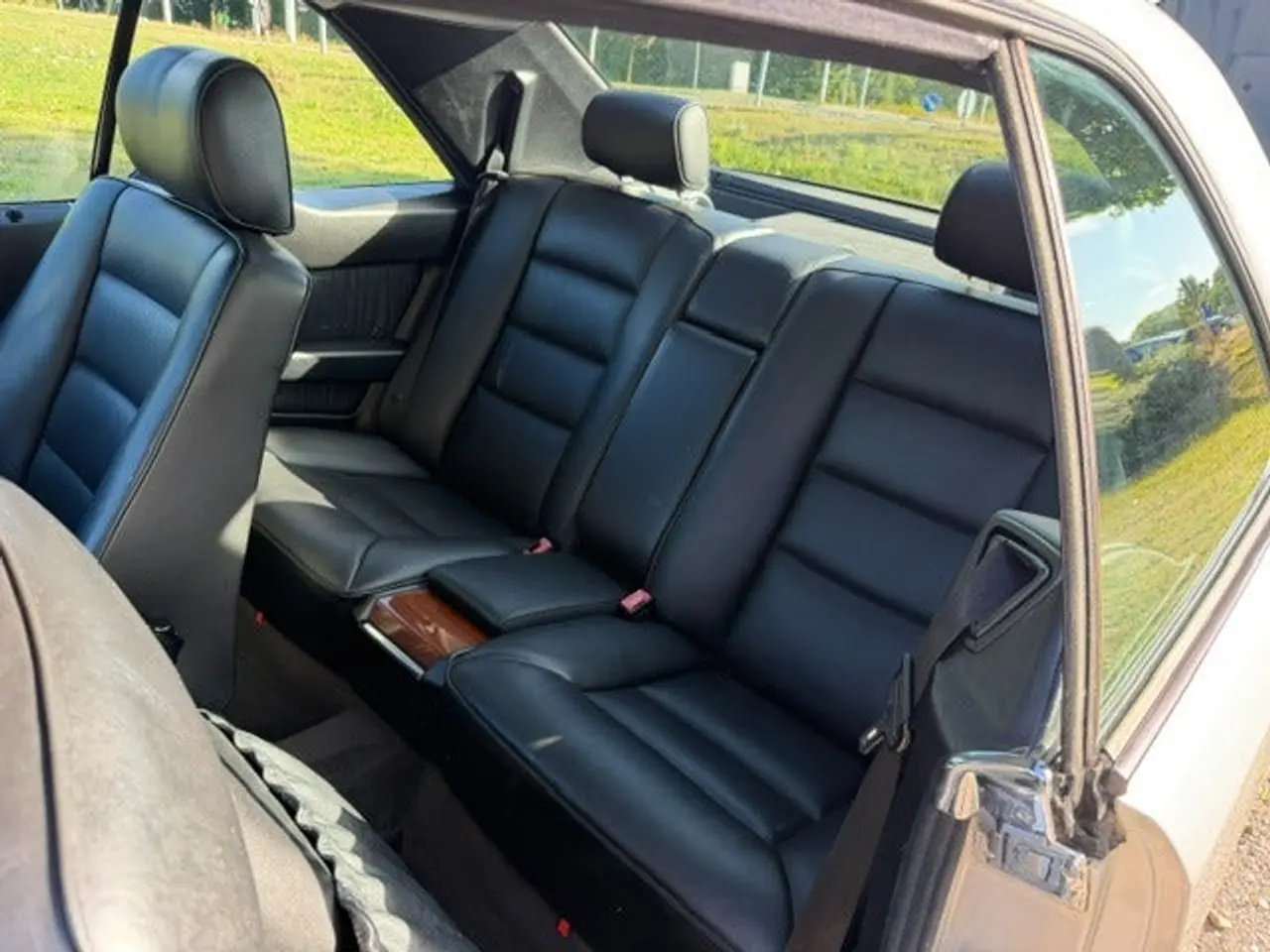 Billede 10 - Mercedes 220 E 2,2 aut.