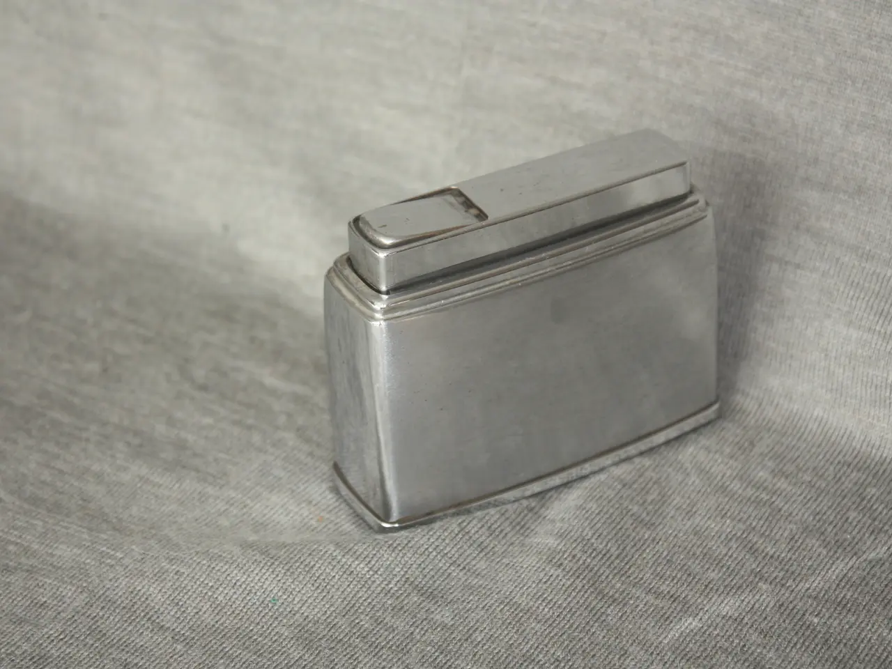 Billede 2 - Fisher bordligther / lighter 8,5 cm x 6,5 cm x 3,4