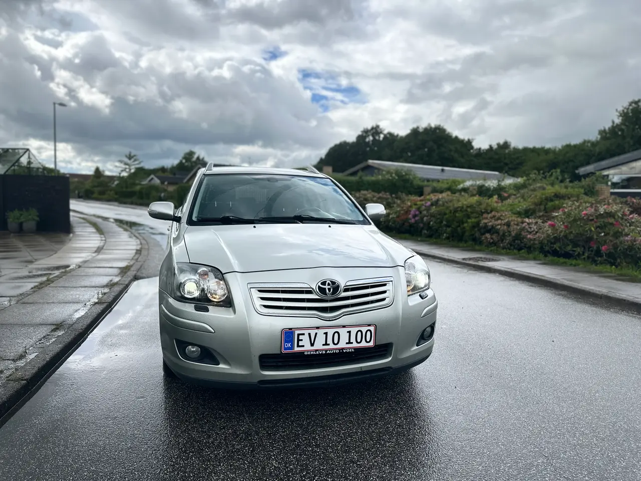 Billede 1 - Toyota Avensis 2.0 D - Leveres NYSYNET 
