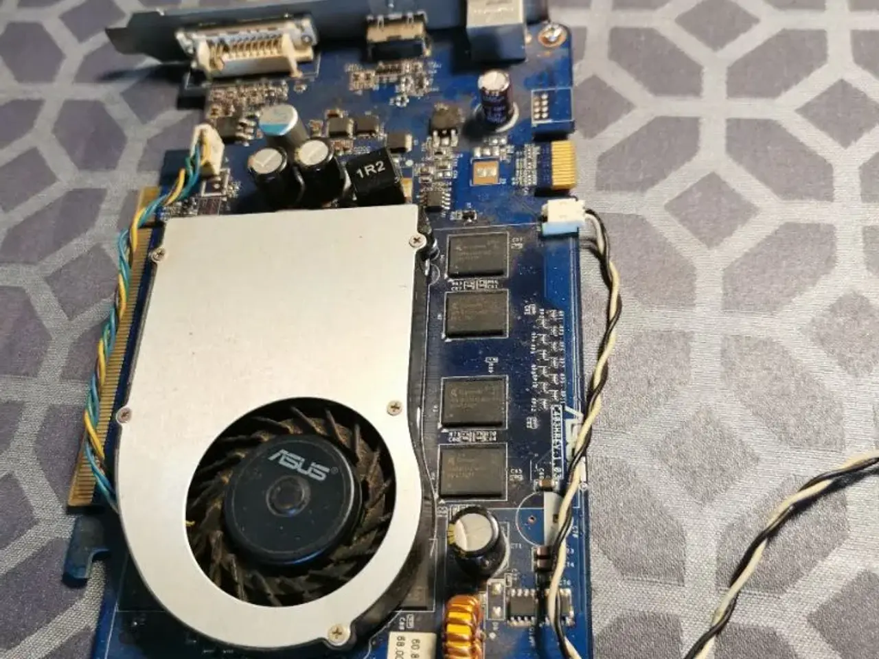 Billede 4 - Geforce 8500GT