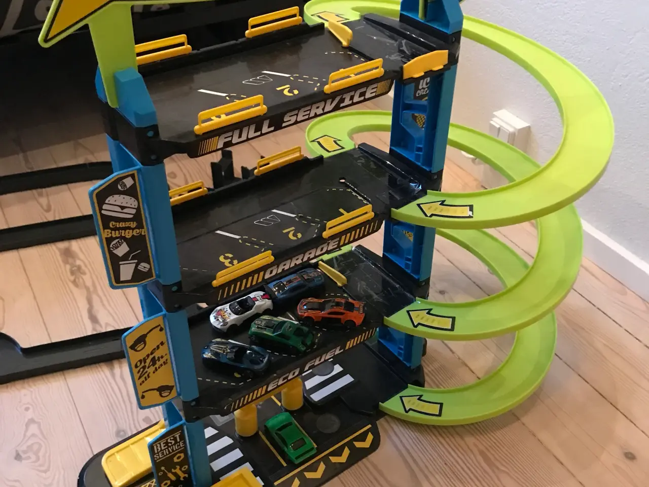 Billede 7 - Bilgarage i 3 etager med ekstra bilbane