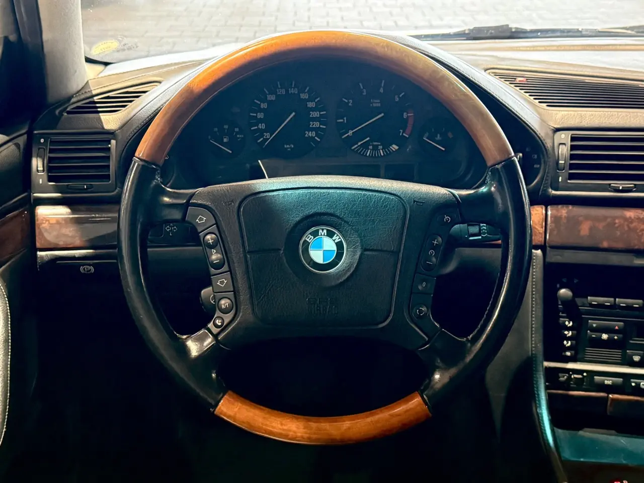 Billede 6 - BMW 750i 5,0 V12 aut.