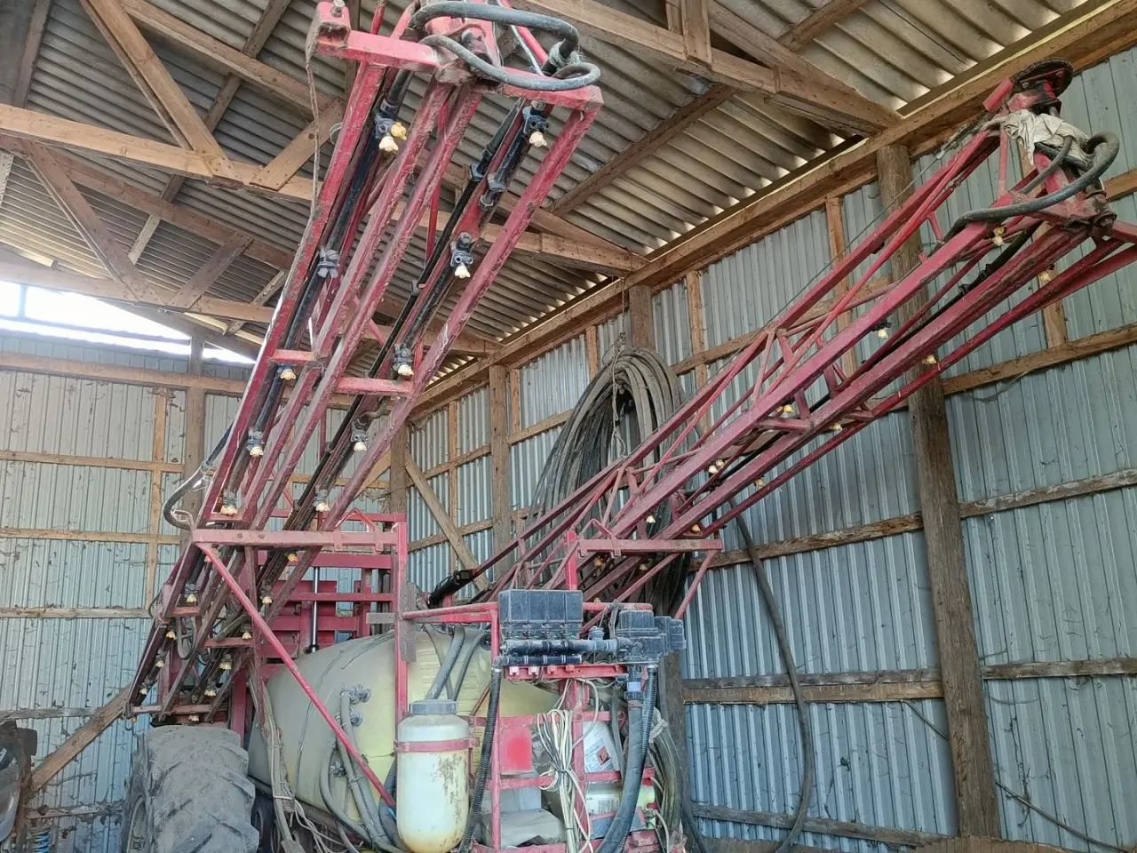 Billede 1 - Hardi trailer sprøjte 2400 l med 24 meter bom