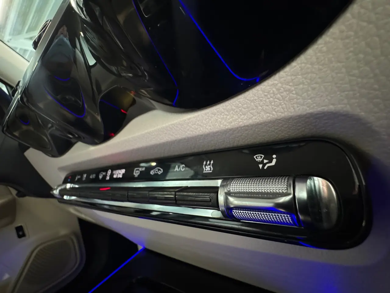 Billede 16 - Mercedes EQB250+  7prs