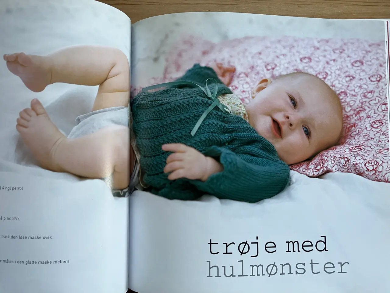 Billede 5 - Bogen Babystrik, af Debbie Bliss