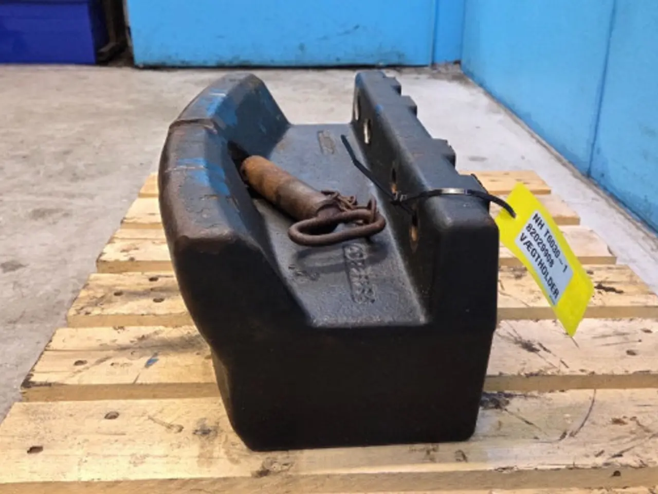 Billede 8 - New Holland T6030 Vægtholder 82029908