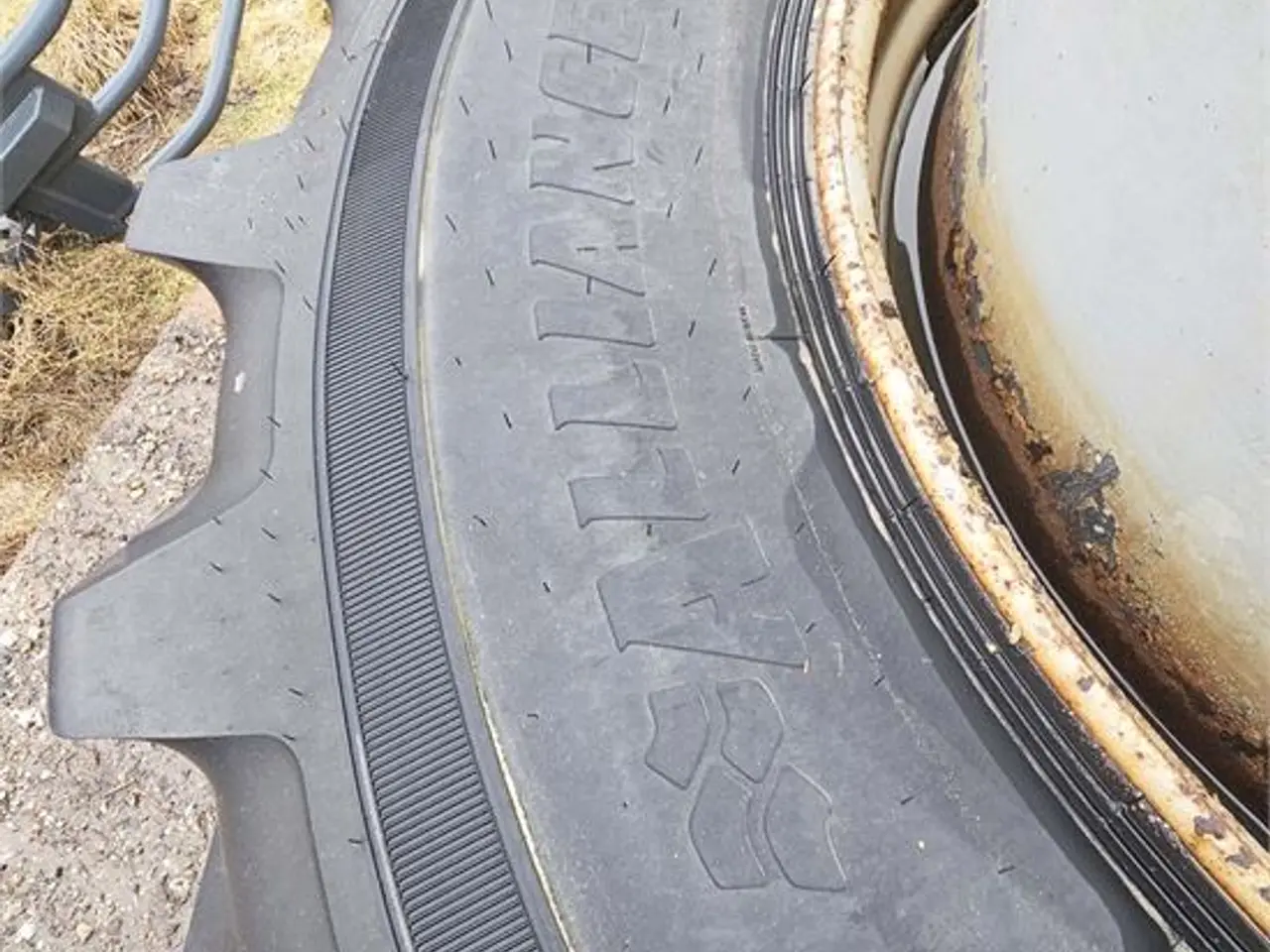 Billede 14 - ABC TVHJ2STK - 2 Tvillingehjul 520/85R42 - kun 400 timer / only 400 hours