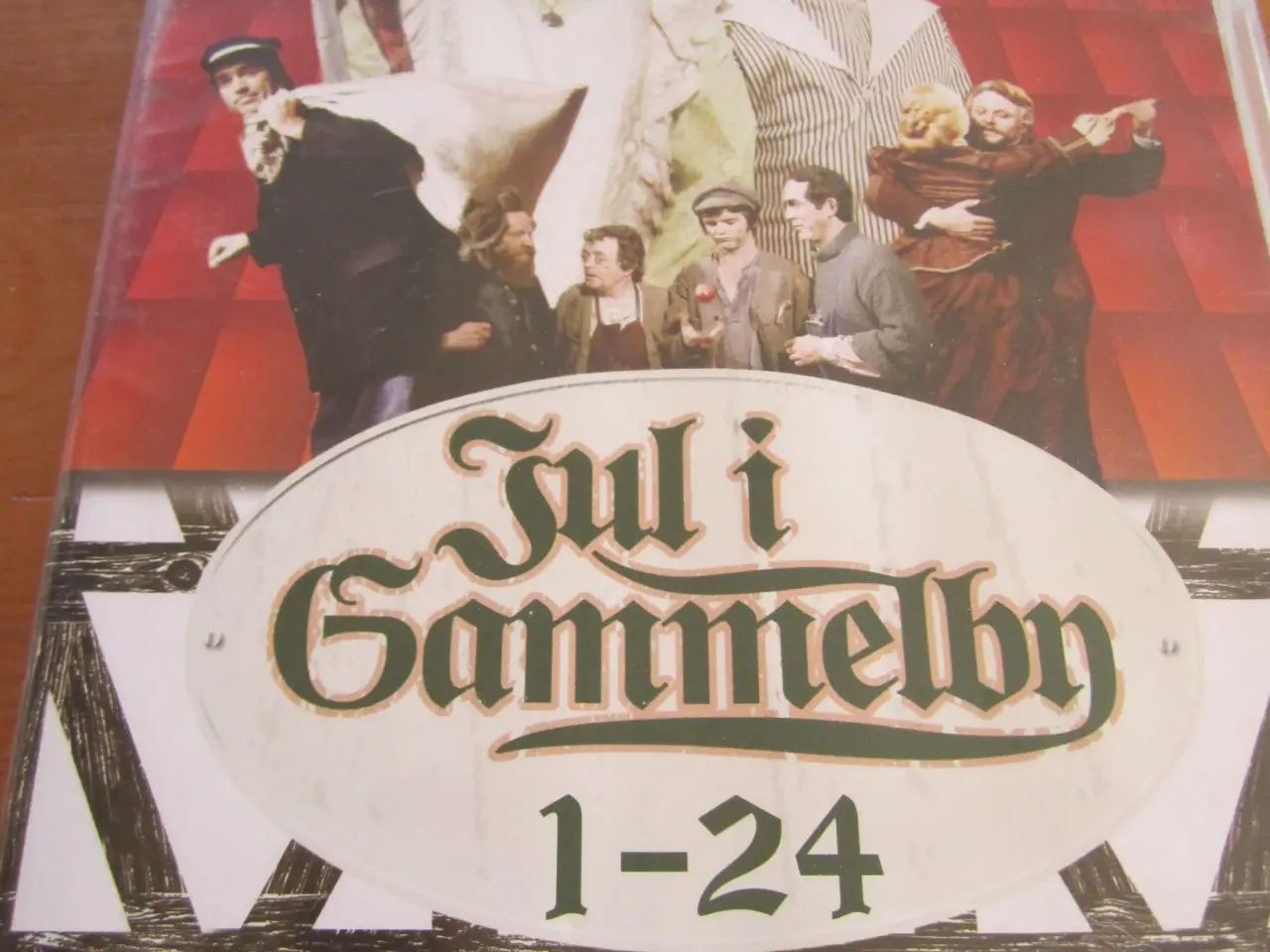 Billede 1 - Julekalender. JUL I GAMMELBY.