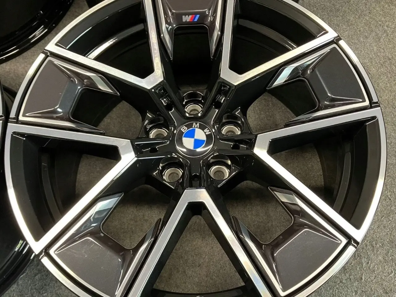 Billede 6 - ALUFÆLGE BMW i4 G26 858M 18"