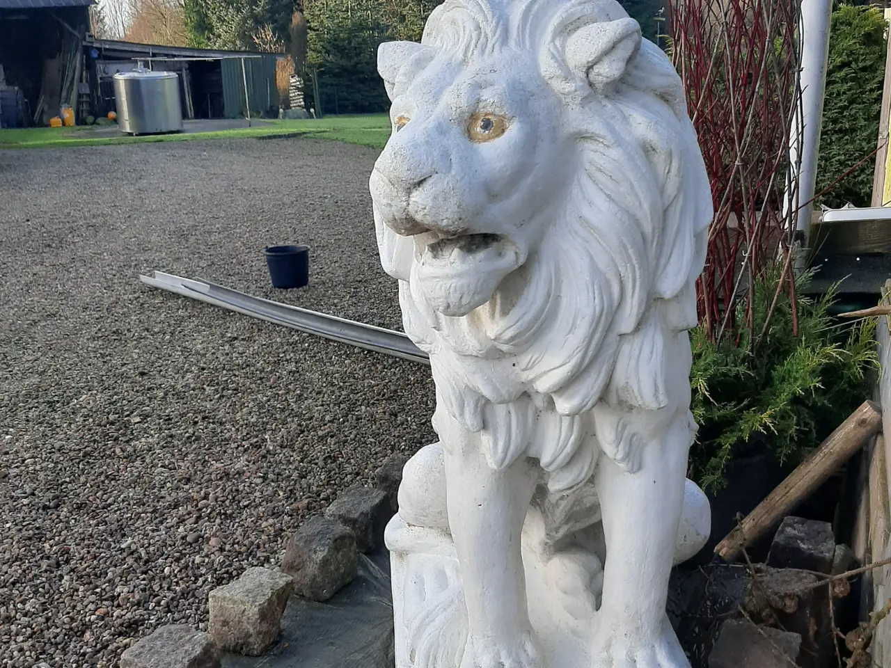 Billede 3 - Løve statue Beton eller marmor