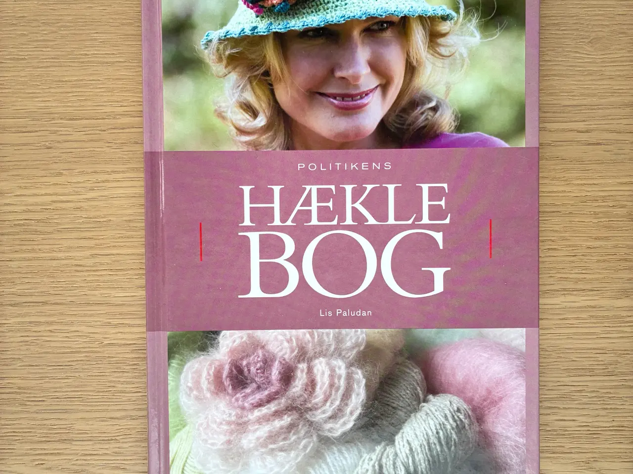 Billede 1 - Politikens HÆKLEBOG af Lis Paludan