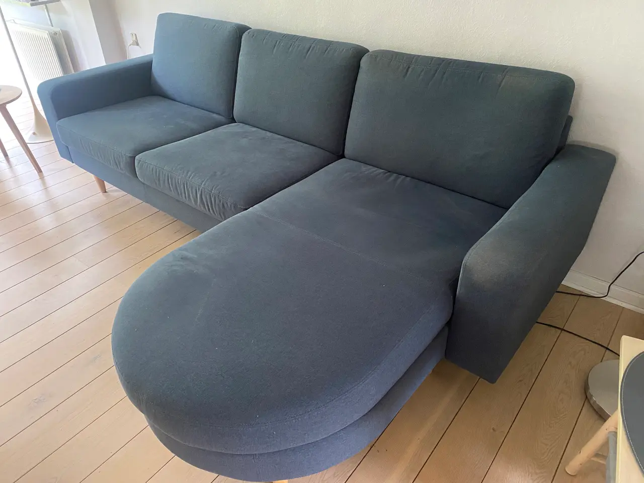 Billede 2 - Sofa m puf