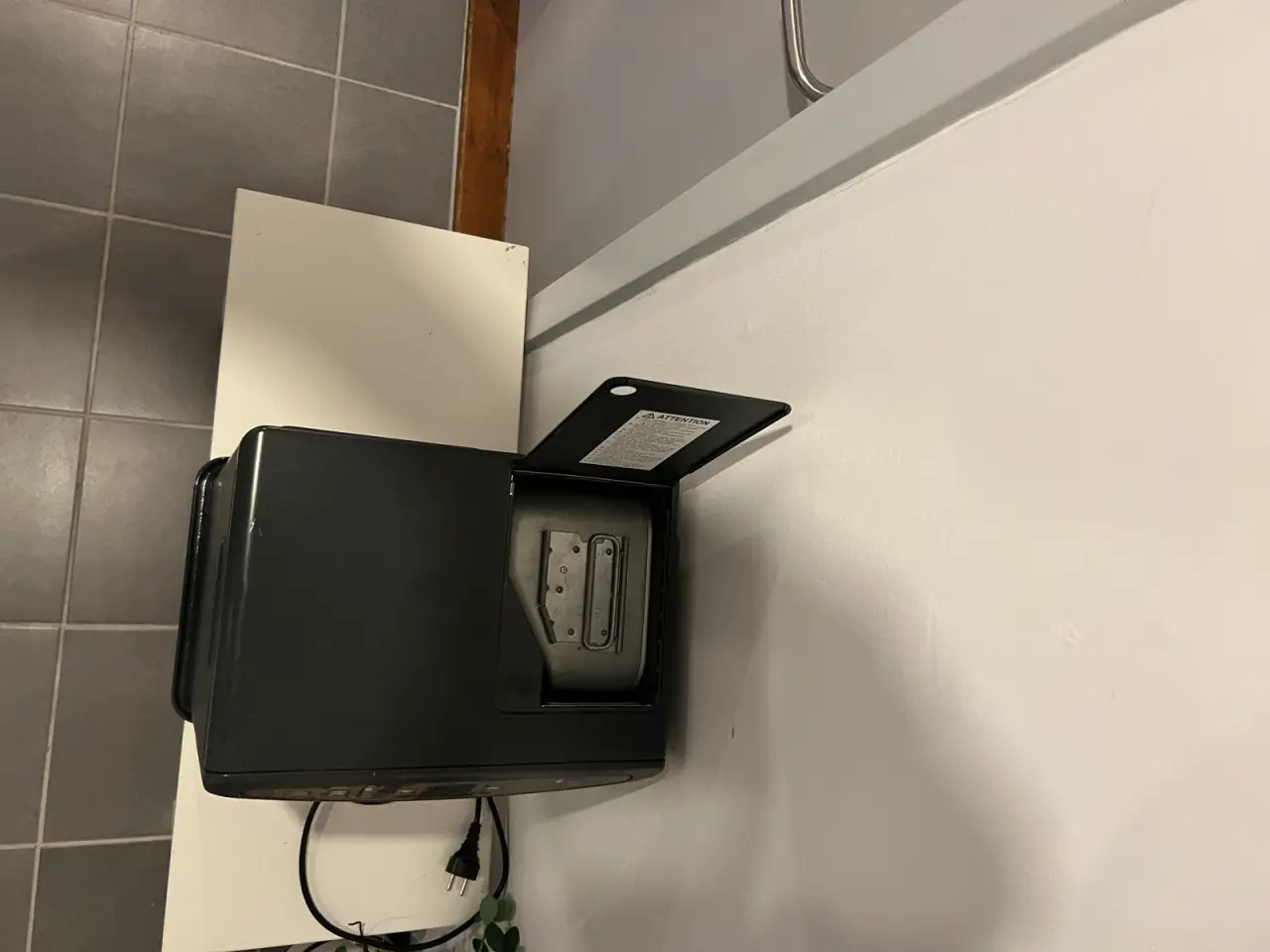 Billede 3 - Petroleumsovn med blæser og timer.