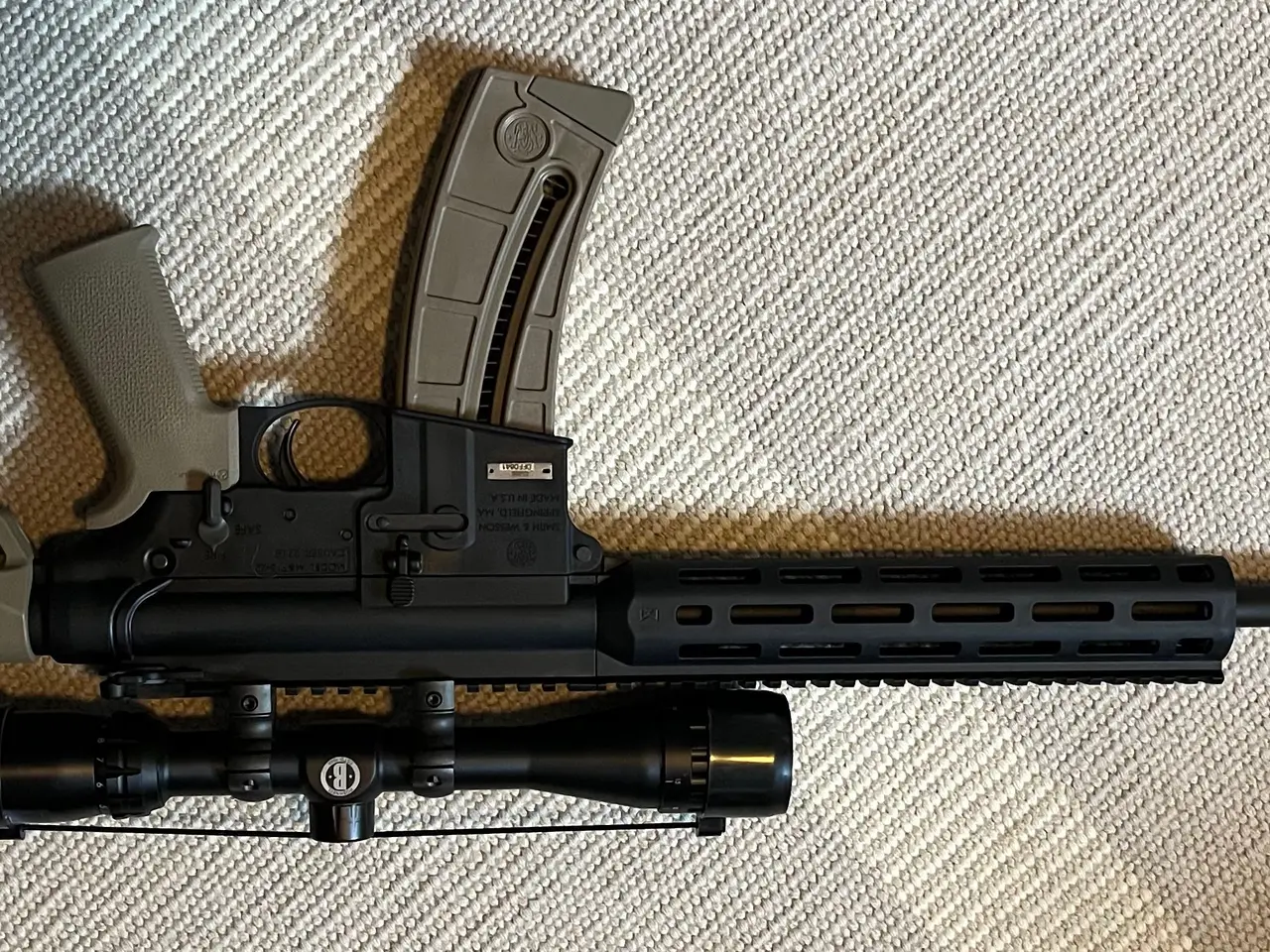 Billede 3 - Smith And Wesson salonriffel Cal. 22 halvautomat. 