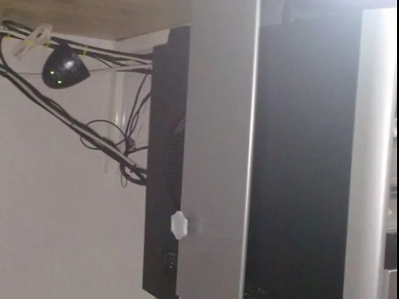 Billede 4 - Ophæng/holder til pc, Belcom