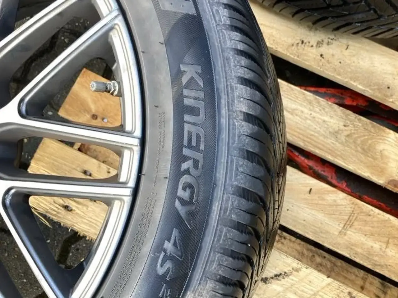 Billede 4 - Vinterdæk på alufælge BMW X3