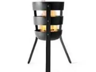 Meny fire basket.