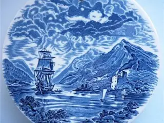 Enoch Wedgwood plate: Lochs of Scotland- Loch Oich