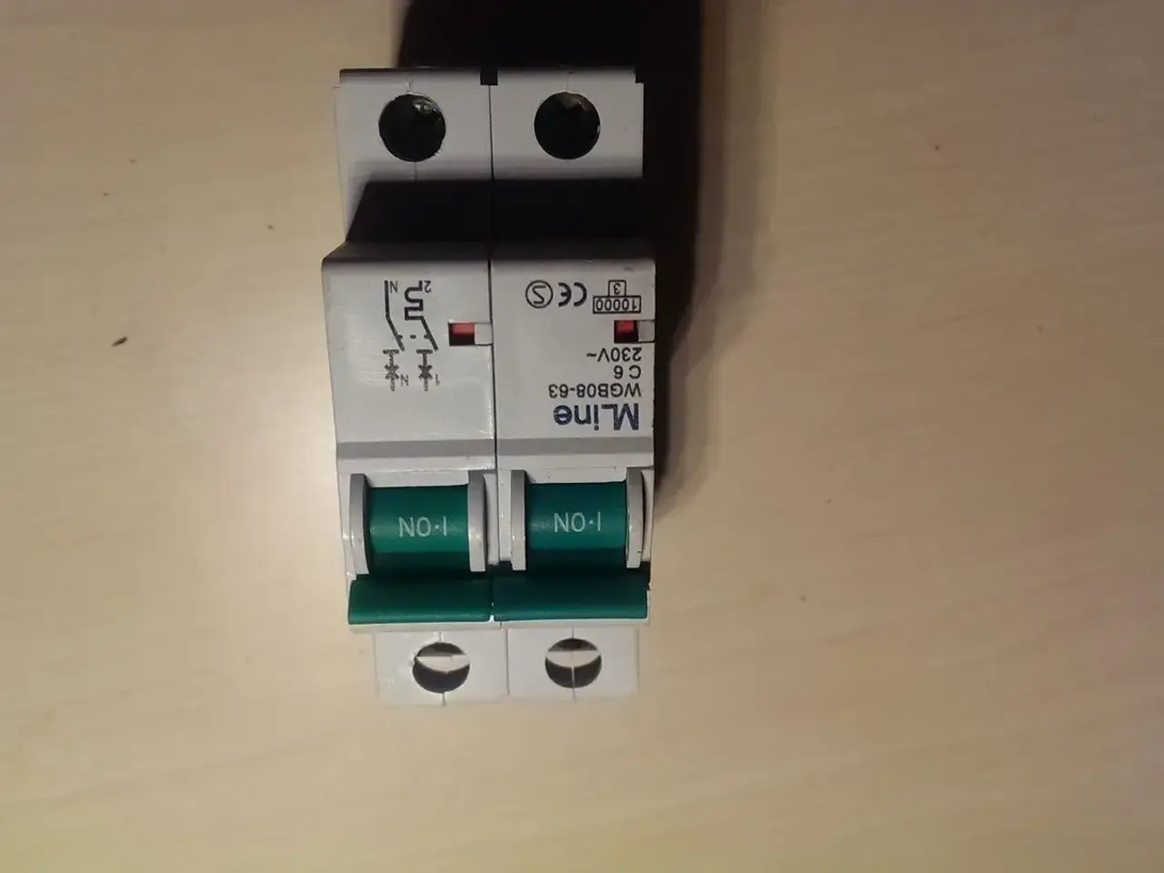 Billede 1 - C6 automatsikring