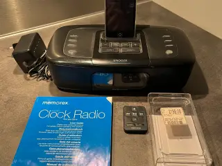 iPod med oplader i clockradio