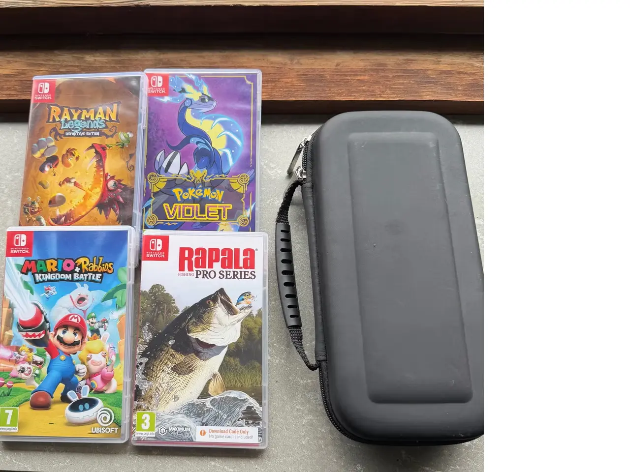 Billede 1 - nintendo switch med spil og tilbehør