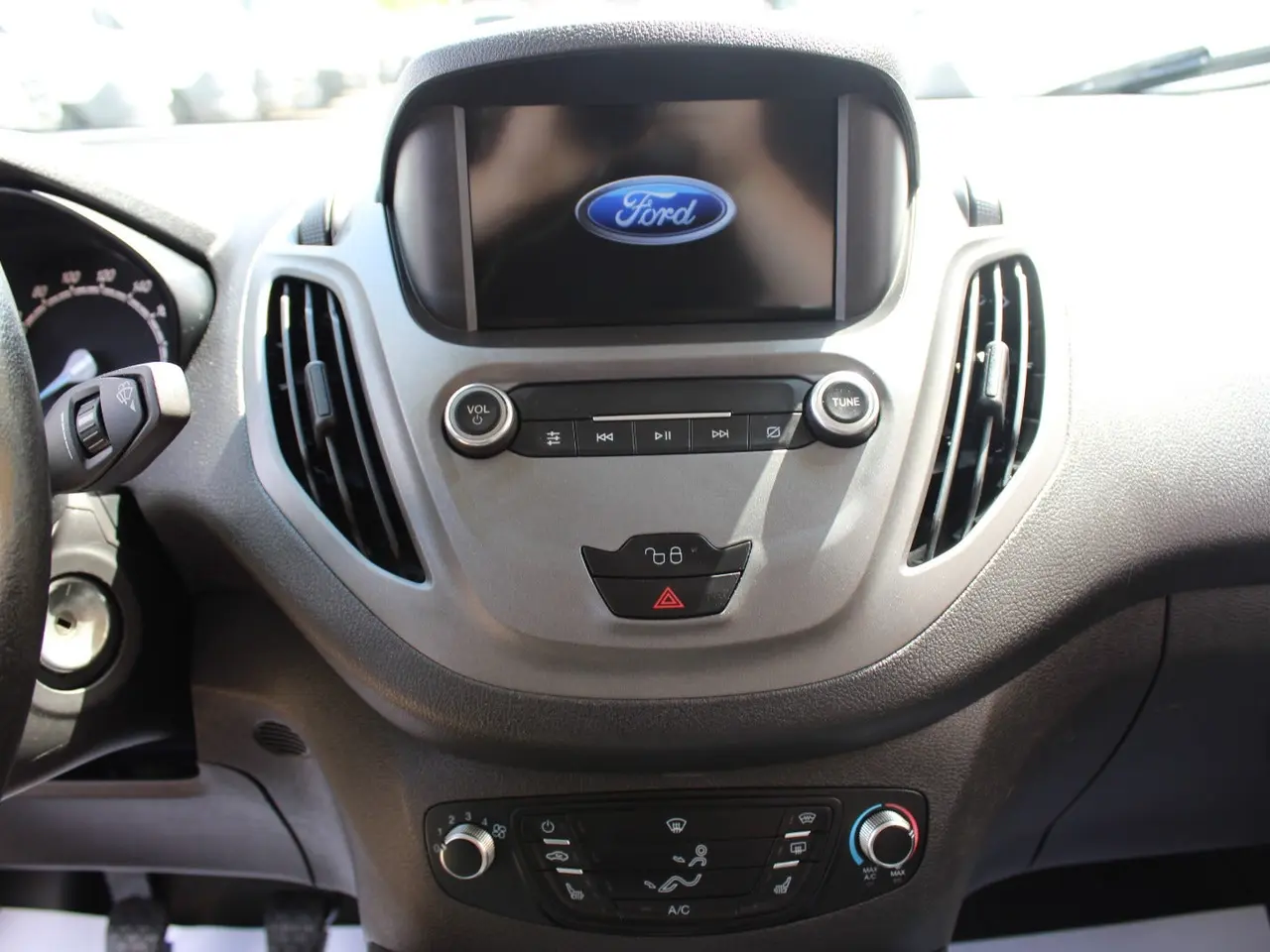 Billede 5 - Ford Transit Courier 1,5 TDCi 100 Trend
